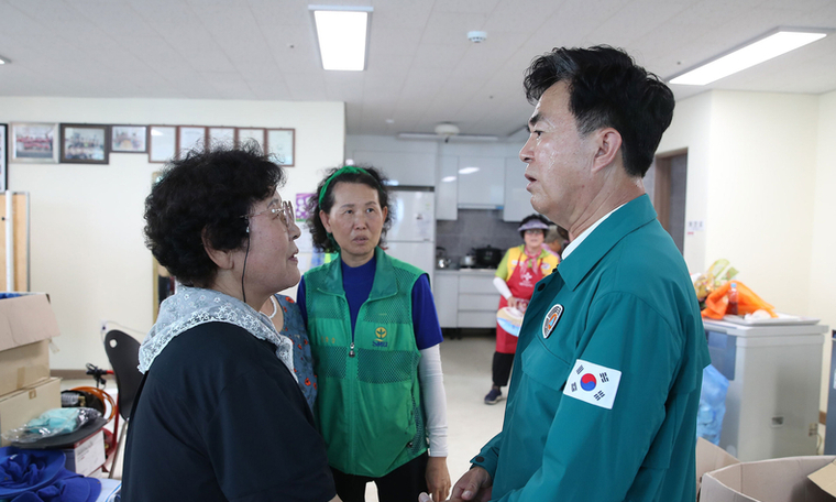 김태흠 지사, 집중호우 피해 복구 현장 점검
