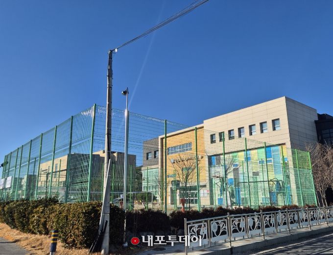 금산군청소년미래센터 농구장