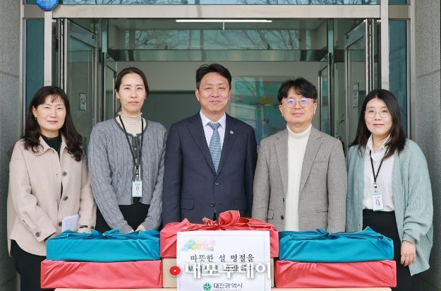 최성아 정무경제과학부시장