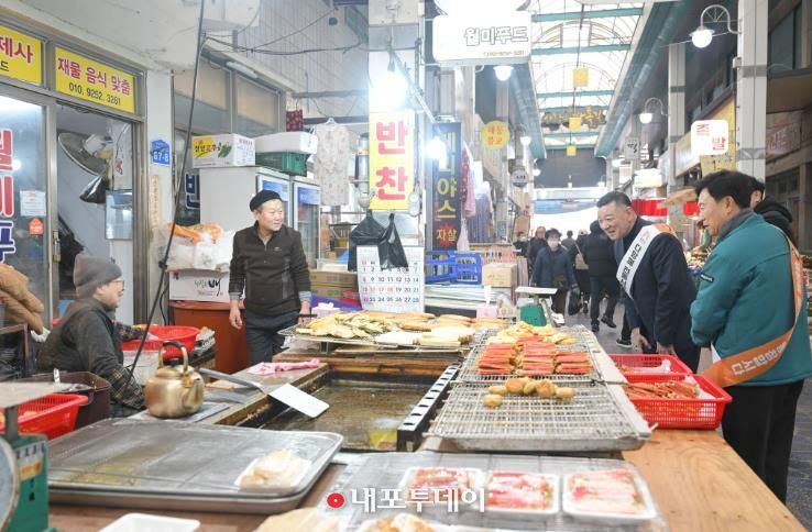 공주시, 장보기 행사 및 물가안정 캠페인 펼쳐