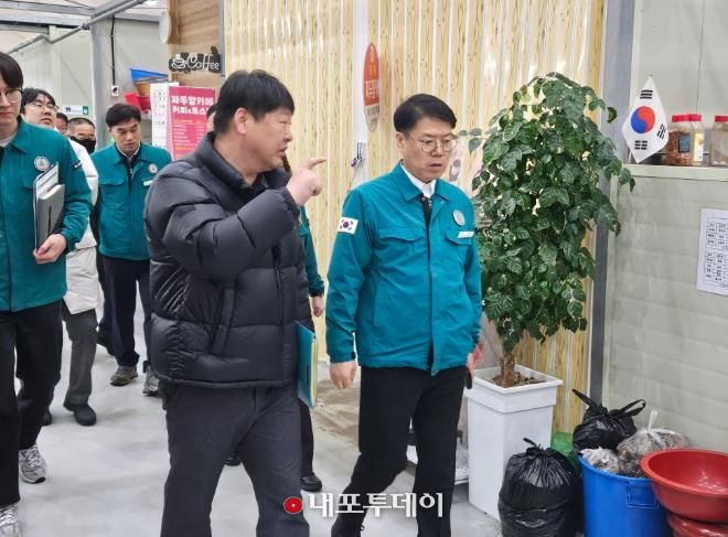 서천군 유재영 부군수, 설 명절 대비 전통시장 안전점검